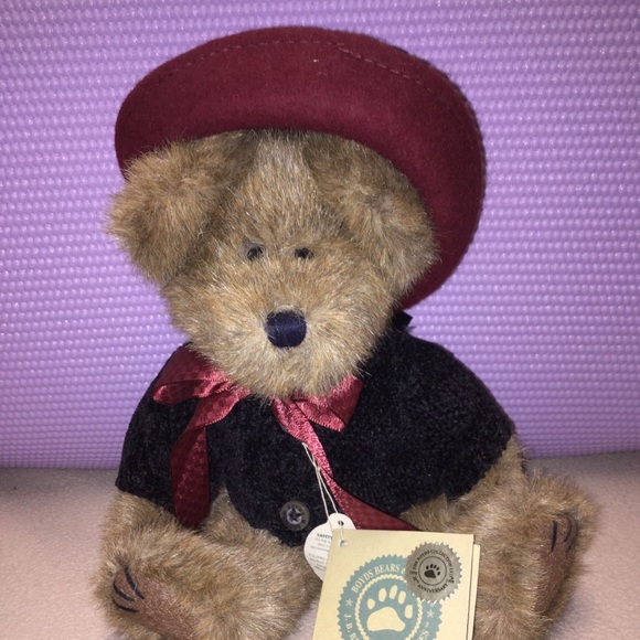 Boyd’s Bears - Picture 7 of 9